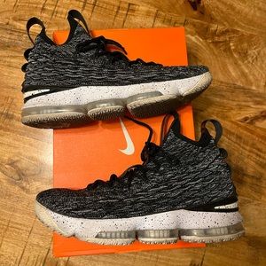 Nike LeBron 15 Ashes